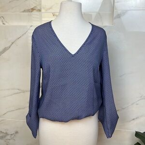CYNTHIA ROWLEY V Neck Career Blouse, Size Small